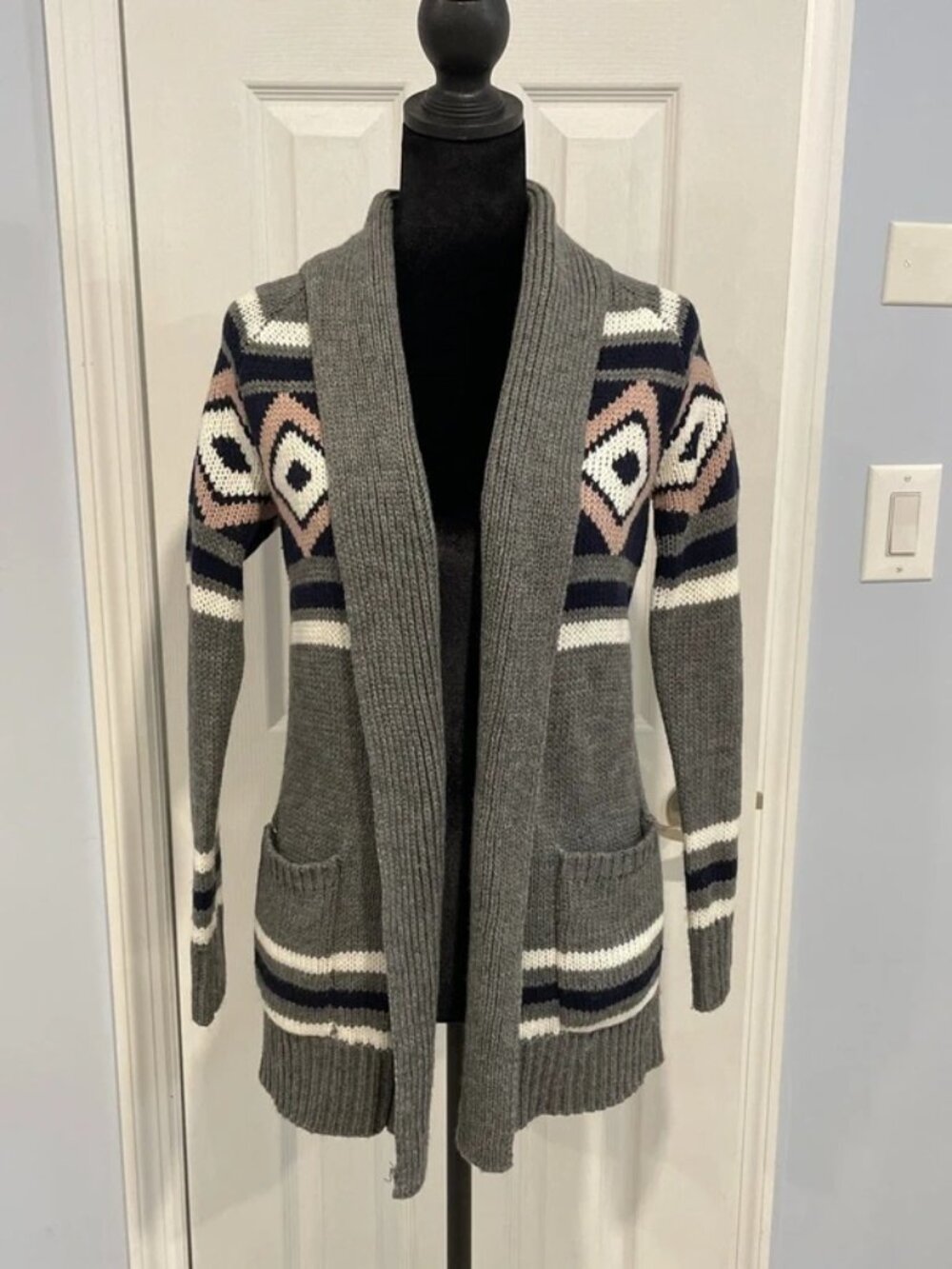 Pink Republic Women’s Gray Geometric Open Front Cardigan XS